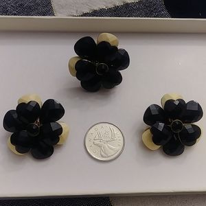 Flower earrings & ring set